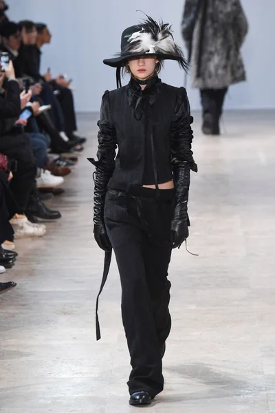 Look 36